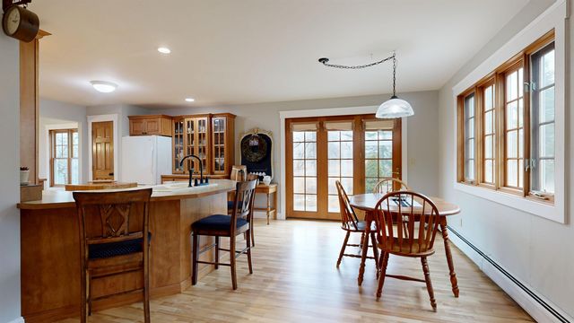10 Meadow Drive, Jericho, VT 05465