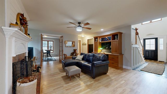 10 Meadow Drive, Jericho, VT 05465