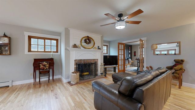 10 Meadow Drive, Jericho, VT 05465