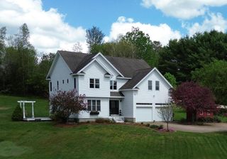 10 Meadow Drive, Jericho, VT 05465