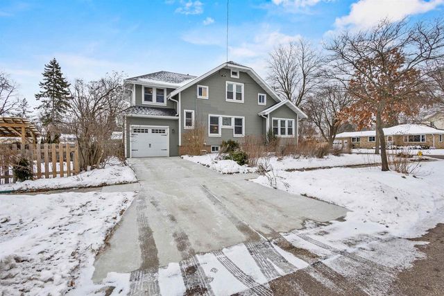 726 SHERMAN AVE W, Fort Atkinson, WI 53538