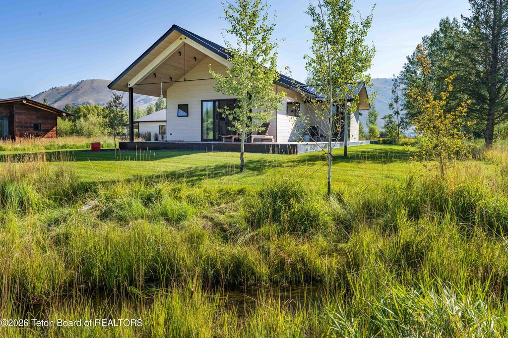2075 S PARK RANCH Road, Jackson, WY 83001 photo 9