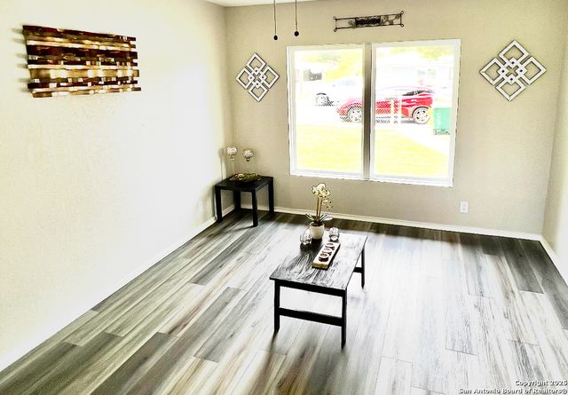 667 Ellor, San Antonio, TX 78228