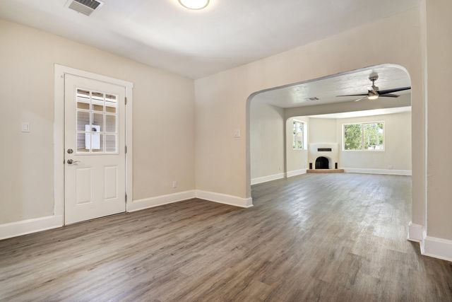 1029 FORRESTER Street NW, Albuquerque, NM 87102