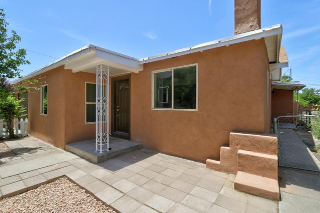 1029 FORRESTER Street NW, Albuquerque, NM 87102