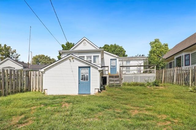 205 High Street, Platte City, MO 64079