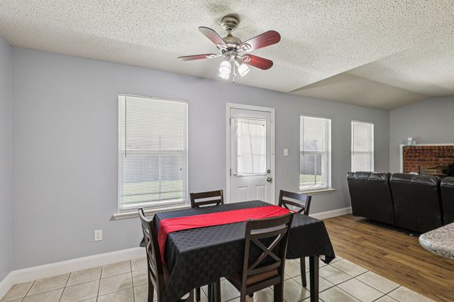 115 Pebble Creek Lane, Terrell, TX 75160