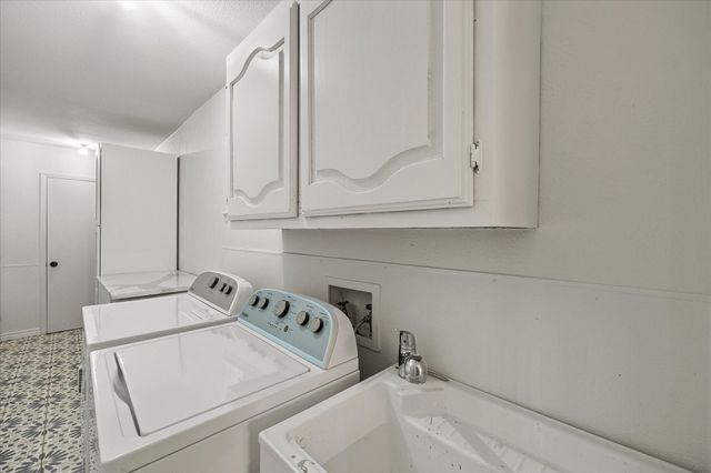 228 Kings Creek Drive, Terrell, TX 75161