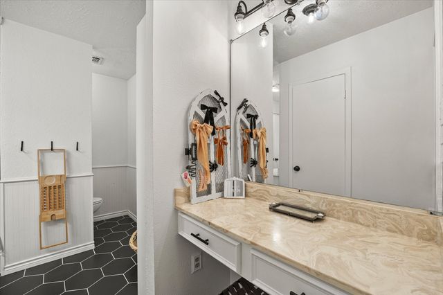 228 Kings Creek Drive, Terrell, TX 75161