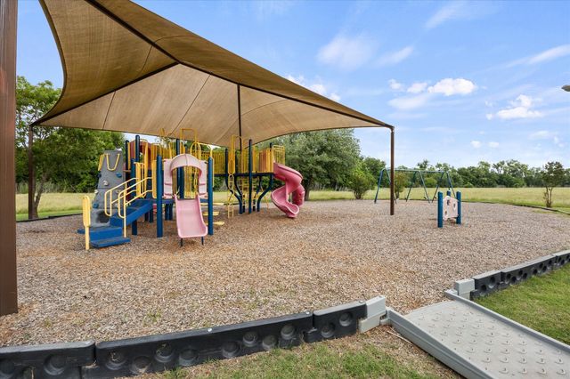 228 Kings Creek Drive, Terrell, TX 75161