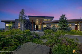 10500 Blackwolf Circle, Anchorage, AK 99507