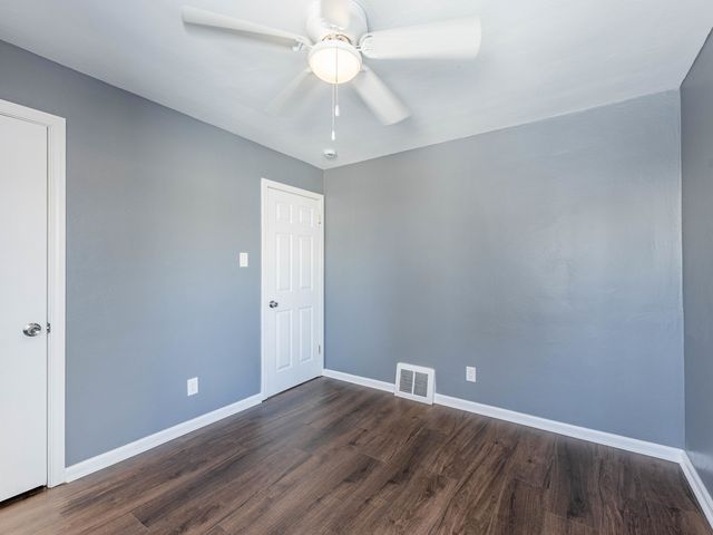 1477 Wentworth Avenue, Calumet City, IL 60409