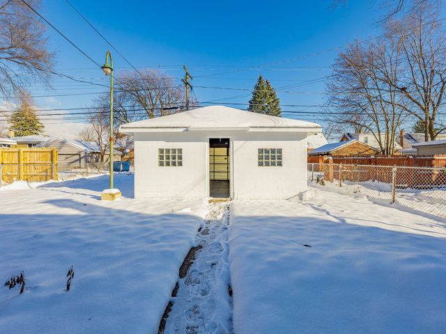 1477 Wentworth Avenue, Calumet City, IL 60409