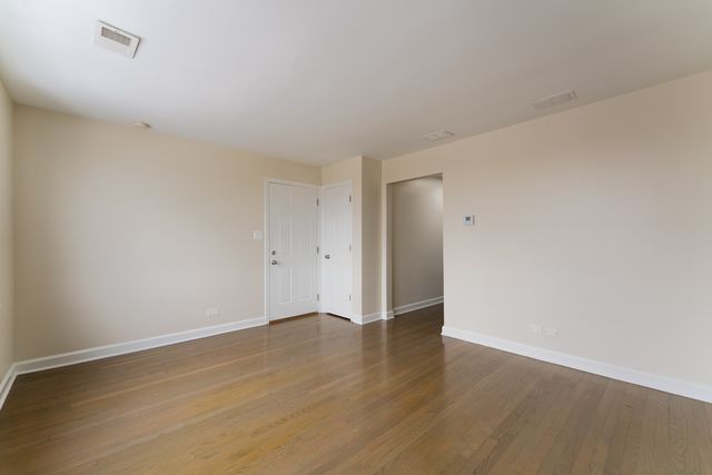 1826 N 40th Avenue G, Stone Park, IL 60165