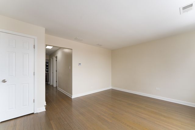 1826 N 40th Avenue G, Stone Park, IL 60165