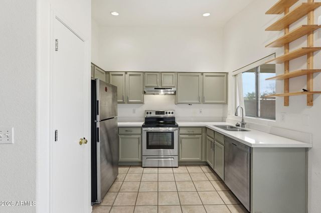 15033 W VENTURA Street, Surprise, AZ 85379