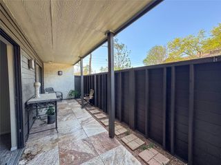 3085 Walnut Bend Lane 12, Houston, TX 77042