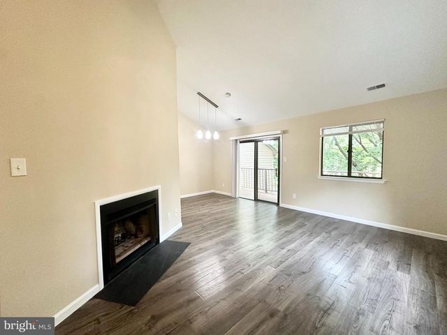 505B CYPRESS POINT CIR, Mount Laurel, NJ 08054