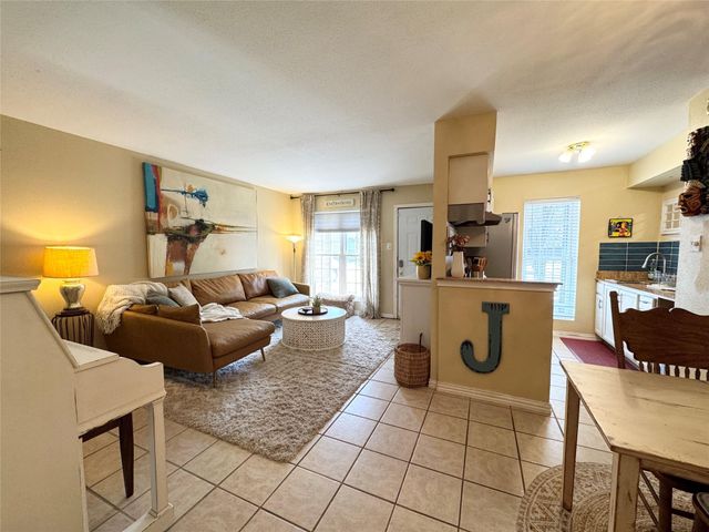 5550 N Braeswood Boulevard 128, Houston, TX 77096
