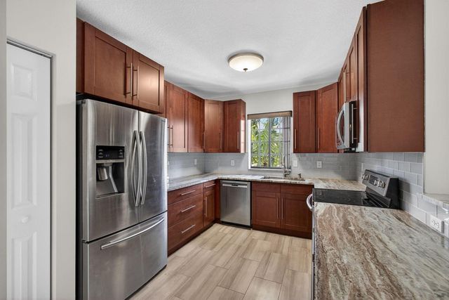 4907 Midtown Lane 1214, Palm Beach Gardens, FL 33418