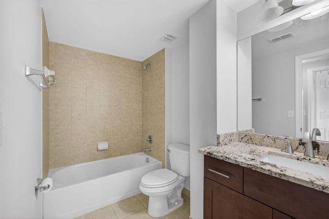 4907 Midtown Lane 1214, Palm Beach Gardens, FL 33418