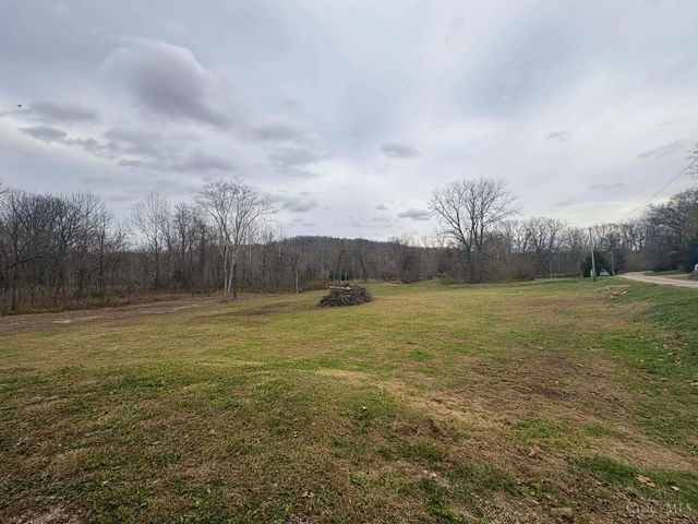 4702 Brush Creek Rd, Manchester, OH 45144