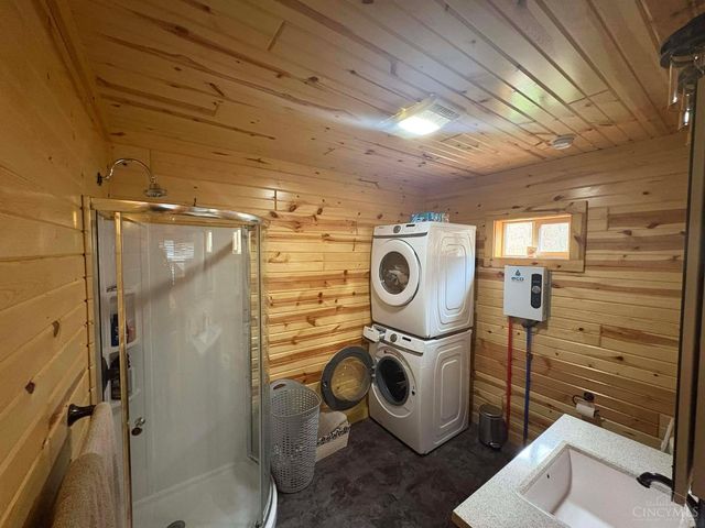 4702 Brush Creek Rd, Manchester, OH 45144