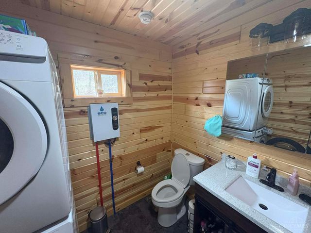 4702 Brush Creek Rd, Manchester, OH 45144