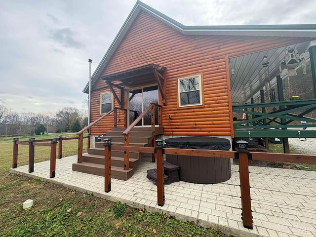 4702 Brush Creek Rd, Manchester, OH 45144