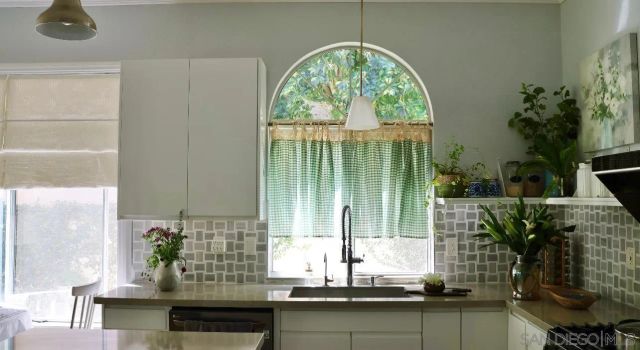 5135 Caminito Exquisito, San Diego, CA 92130