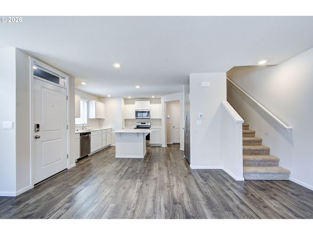 17402 Nw 10TH Pl, Ridgefield, WA 98642