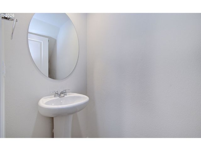 17402 Nw 10TH Pl, Ridgefield, WA 98642