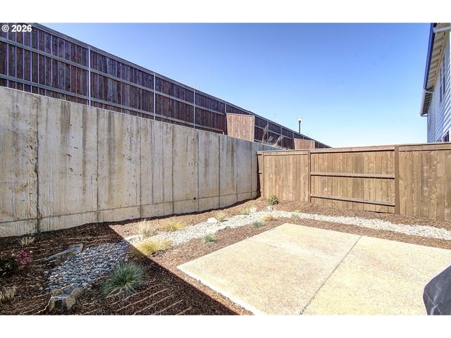 17402 Nw 10TH Pl, Ridgefield, WA 98642