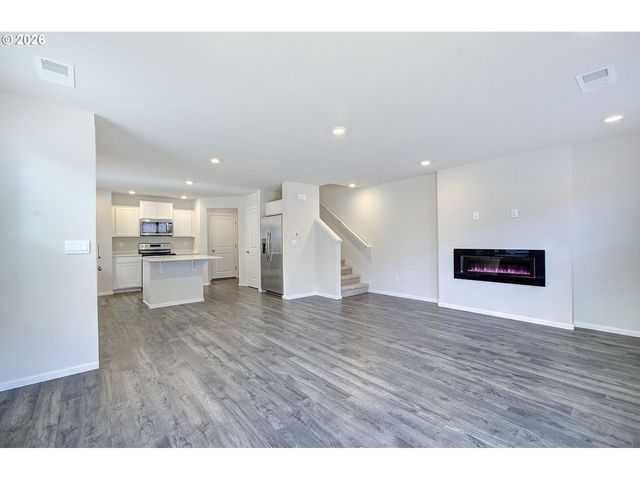 17402 Nw 10TH Pl, Ridgefield, WA 98642