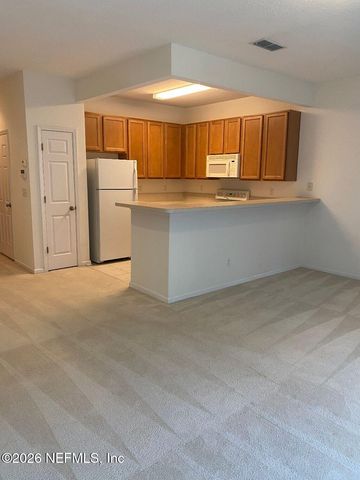 5649 PARKSTONE CROSSING Drive, Jacksonville, FL 32258