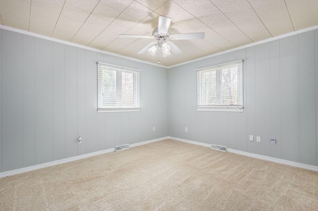 7200 E 150 N, Knox, IN 46534