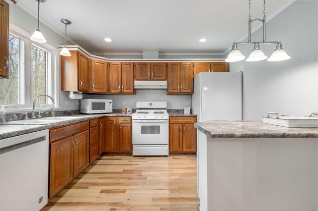 7200 E 150 N, Knox, IN 46534