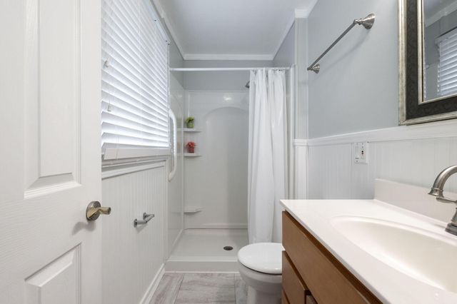 7200 E 150 N, Knox, IN 46534