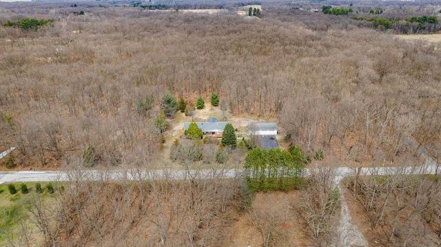 7200 E 150 N, Knox, IN 46534