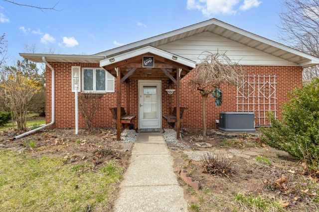 7200 E 150 N, Knox, IN 46534