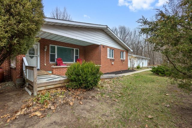 7200 E 150 N, Knox, IN 46534