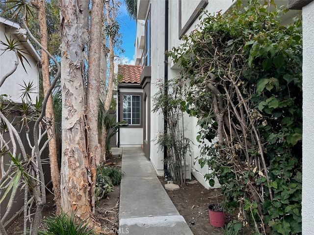 2684 Pala Mesa Court, Costa Mesa, CA 92627
