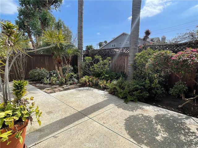 2684 Pala Mesa Court, Costa Mesa, CA 92627