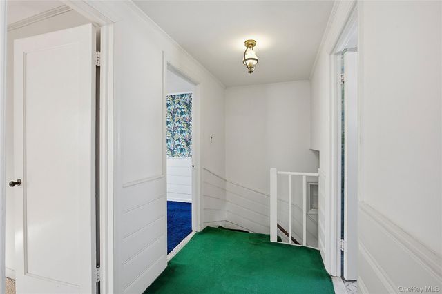 79 Appletree Lane, Roslyn Heights, NY 11577