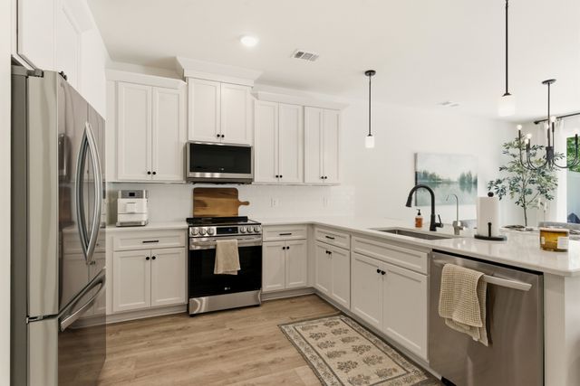 6006 Mill Tree Ct, Nashville, TN 37221
