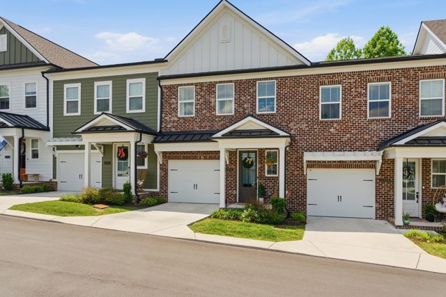 6006 Mill Tree Ct, Nashville, TN 37221