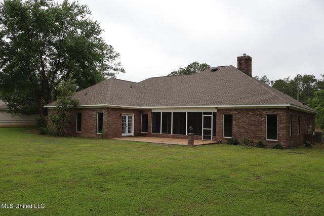 8316 Martin Bluff Road, Gautier, MS 39553