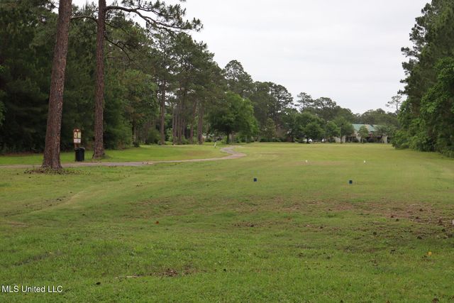 8316 Martin Bluff Road, Gautier, MS 39553