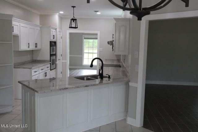 8316 Martin Bluff Road, Gautier, MS 39553