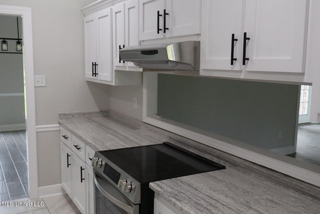 8316 Martin Bluff Road, Gautier, MS 39553